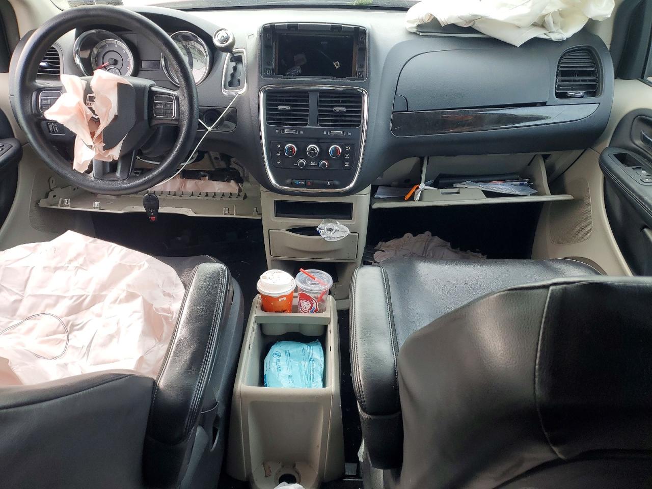 2015 DODGE GRAND CARAVAN SE photo 8