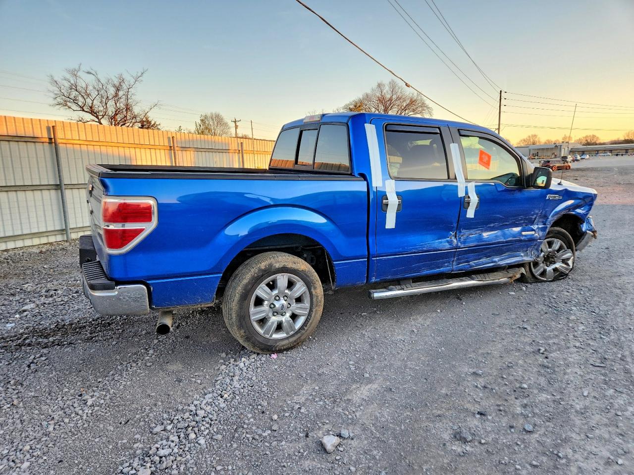 2011 FORD F150 SUPERCREW photo 3