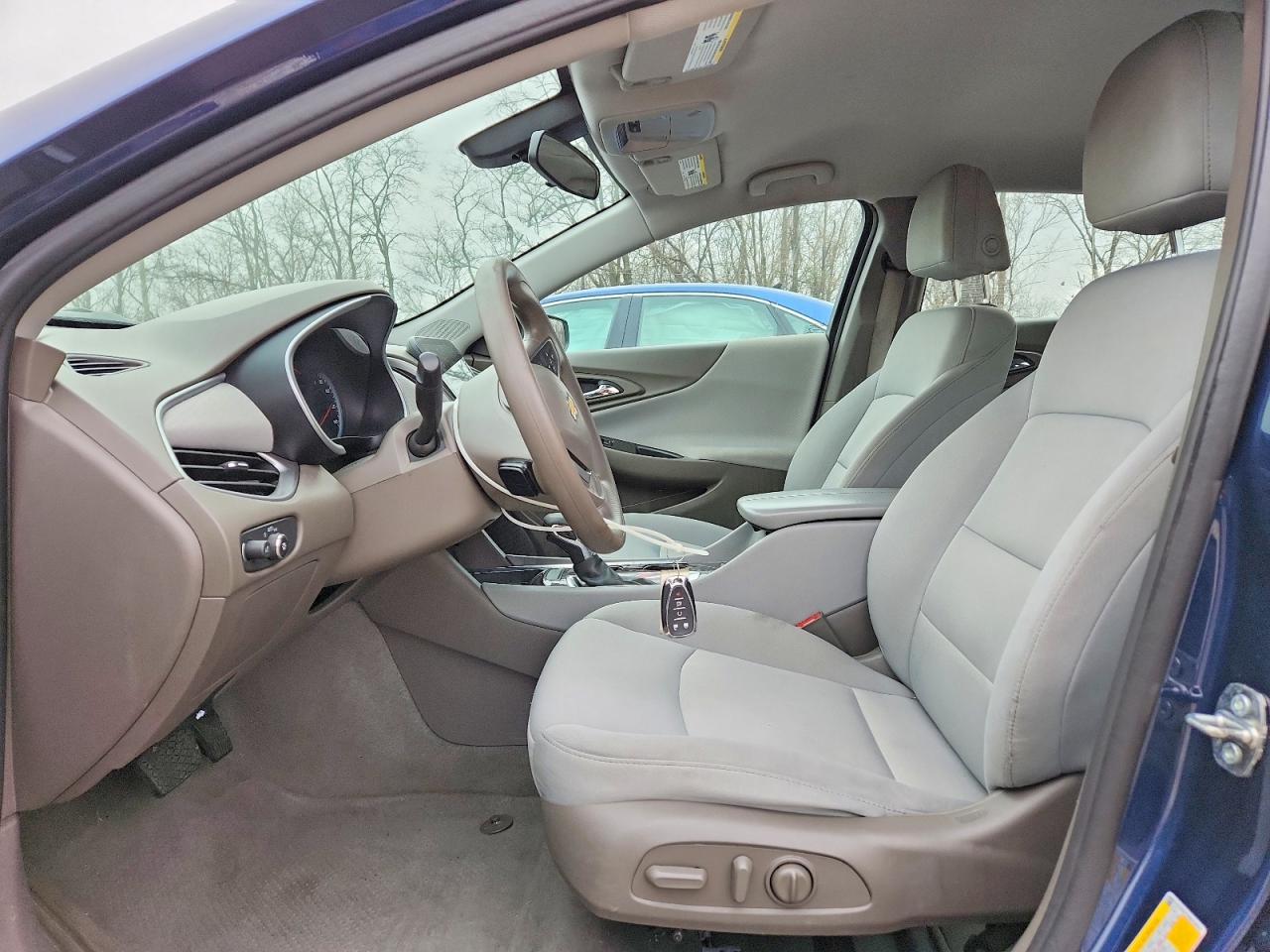 2022 CHEVROLET MALIBU LT photo 7