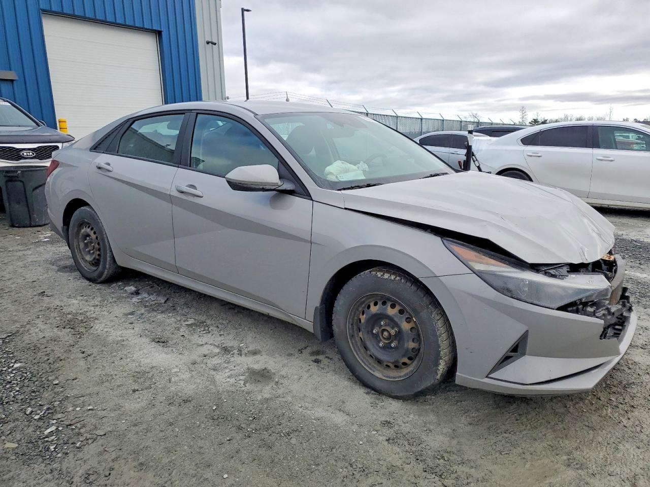 2023 HYUNDAI ELANTRA SEL photo 4