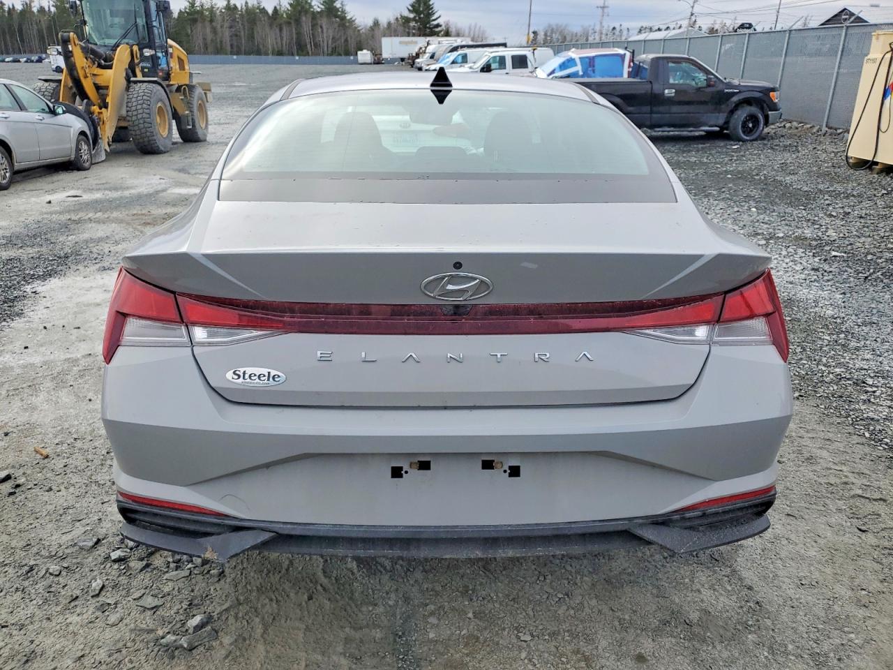 2023 HYUNDAI ELANTRA SEL photo 6