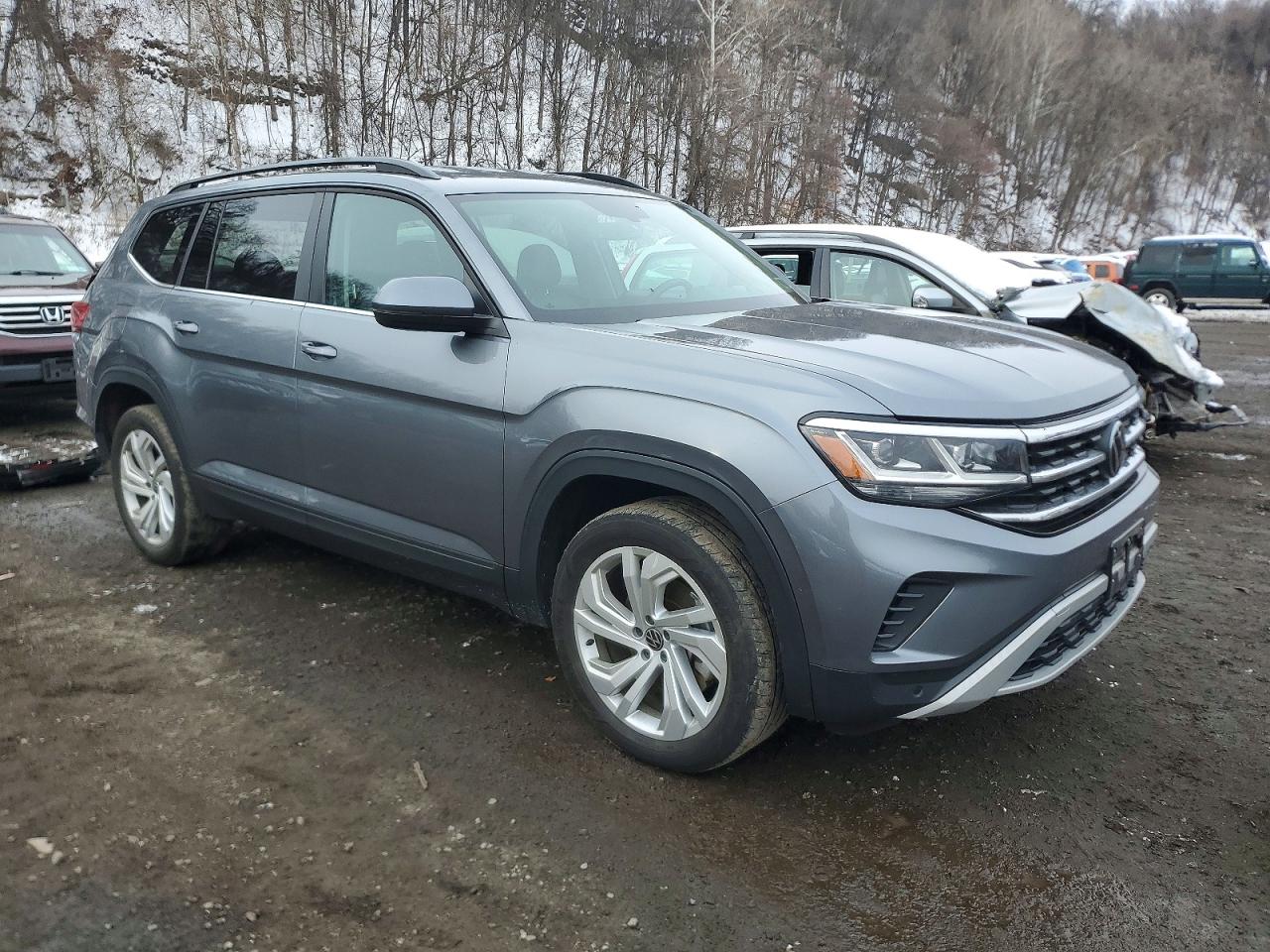 2023 VOLKSWAGEN ATLAS SE photo 4