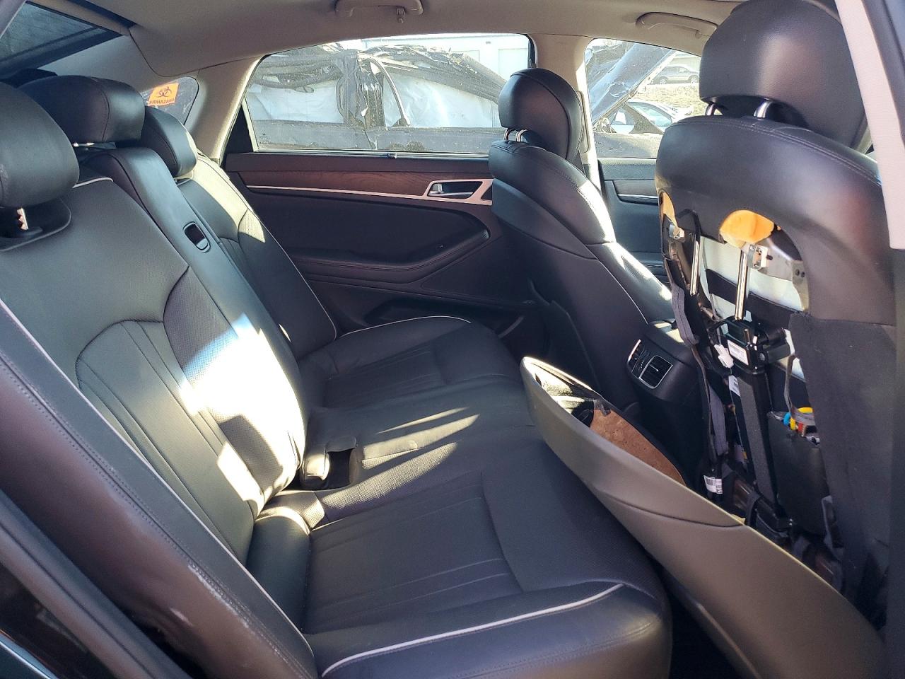 2015 HYUNDAI GENESIS 3.8L photo 10
