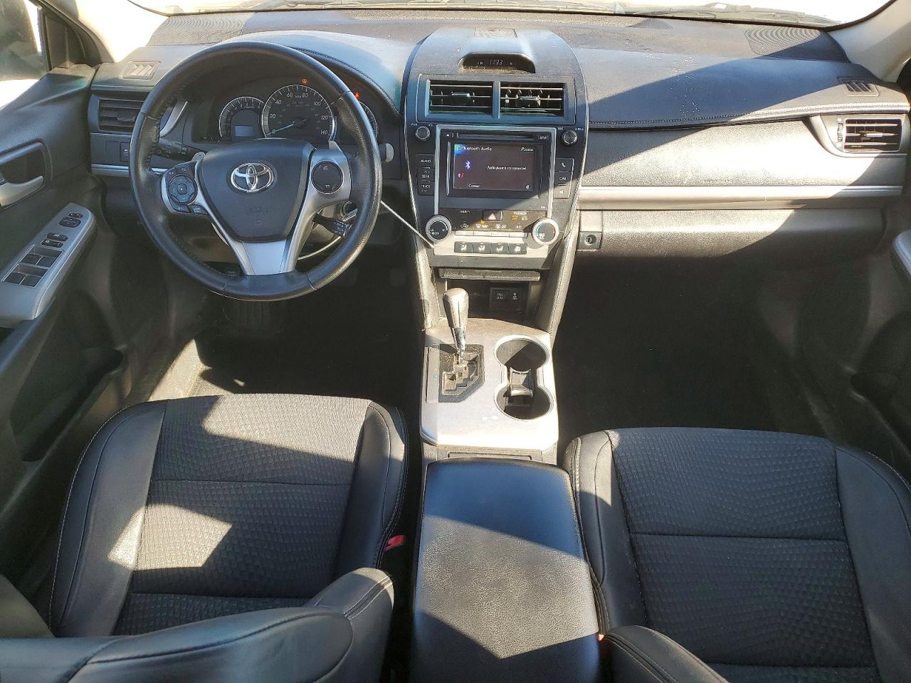 2013 TOYOTA CAMRY L photo 8