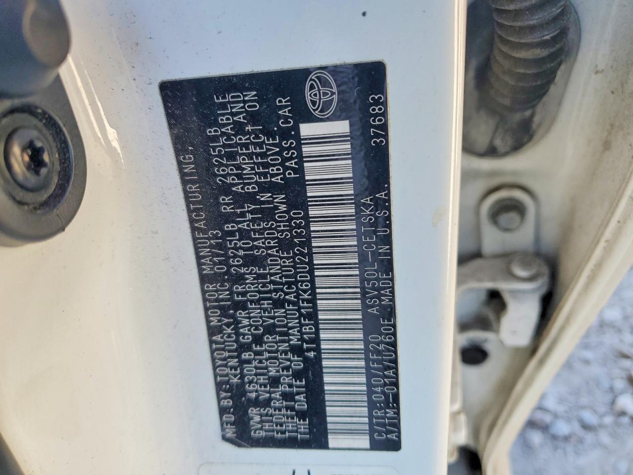 2013 TOYOTA CAMRY L photo 12