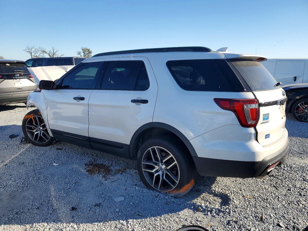 2017 FORD EXPLORER SPORT photo 2