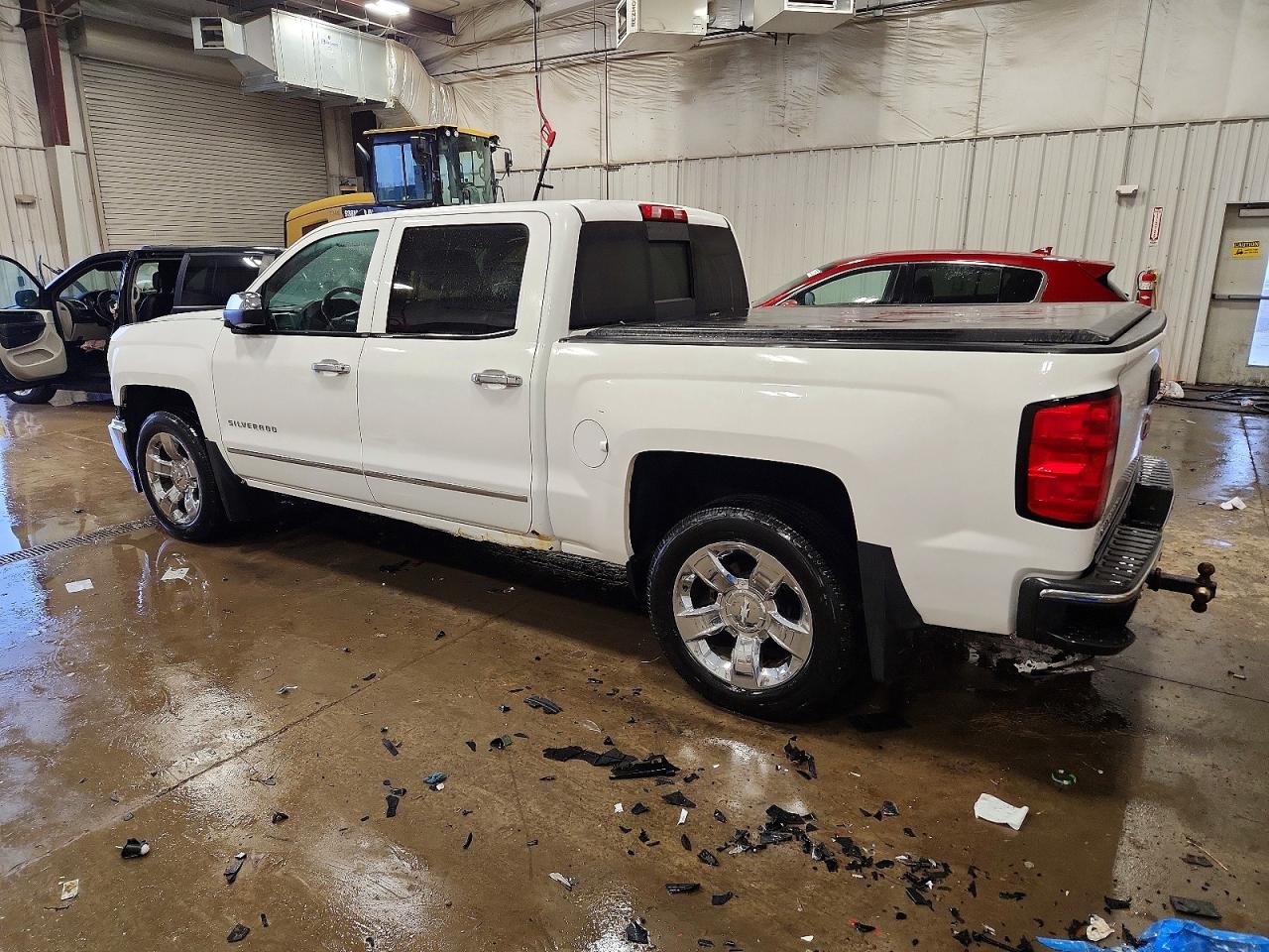 2014 CHEVROLET SILVERADO K1500 LTZ photo 2