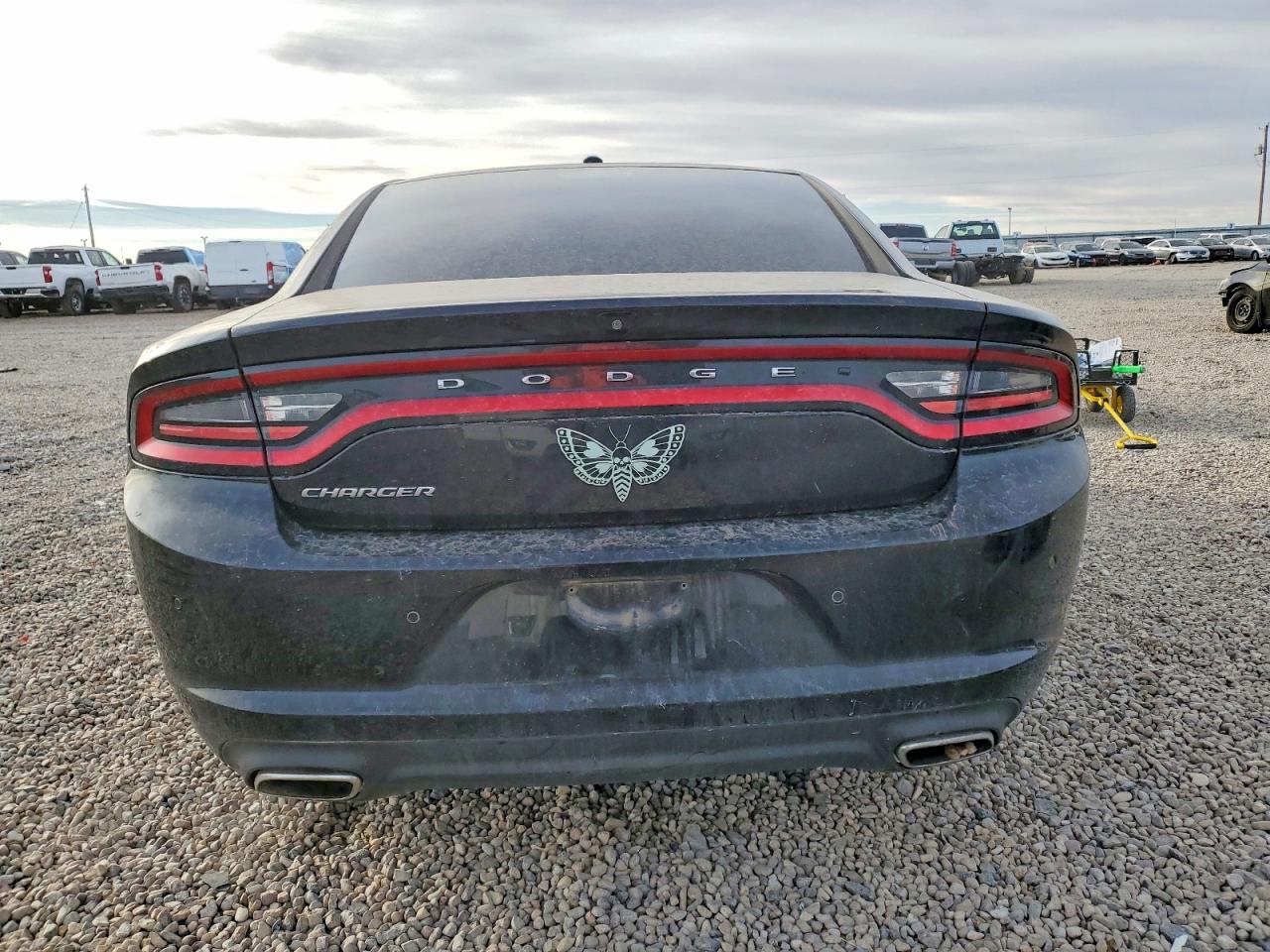 2020 DODGE CHARGER SXT photo 6