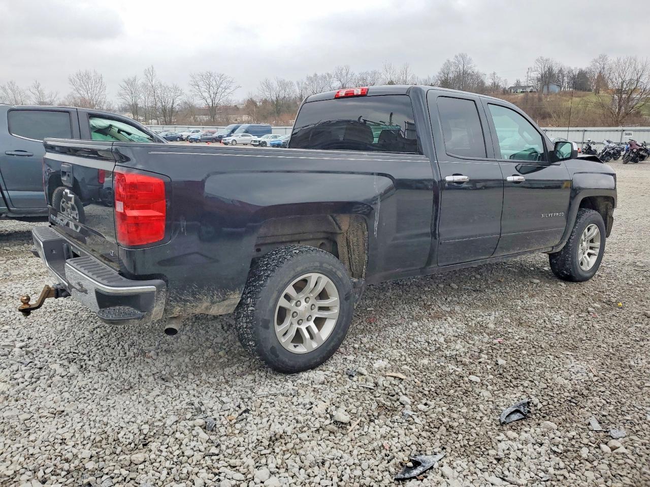 2018 CHEVROLET SILVERADO K1500 LT photo 3