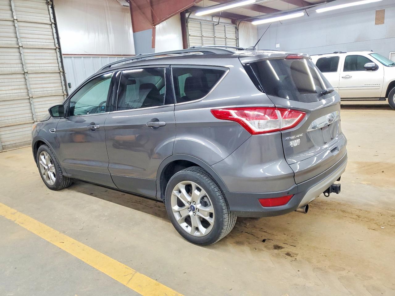 2013 FORD ESCAPE SEL photo 2