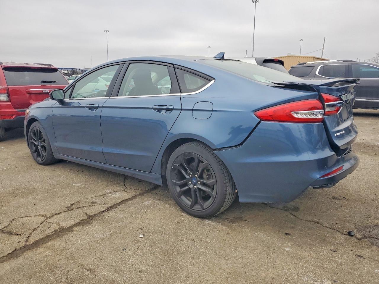2019 FORD FUSION SE photo 2
