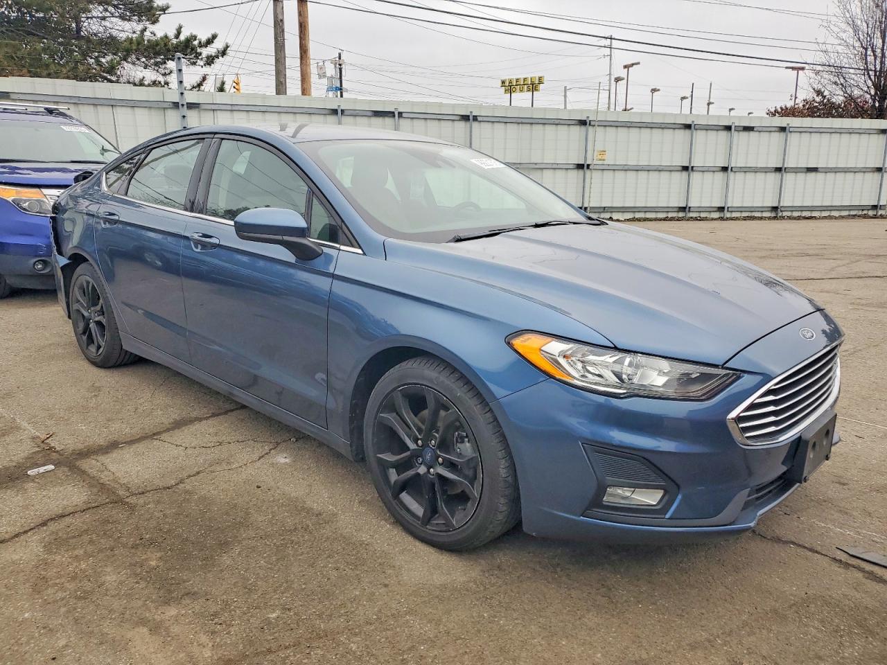 2019 FORD FUSION SE photo 4