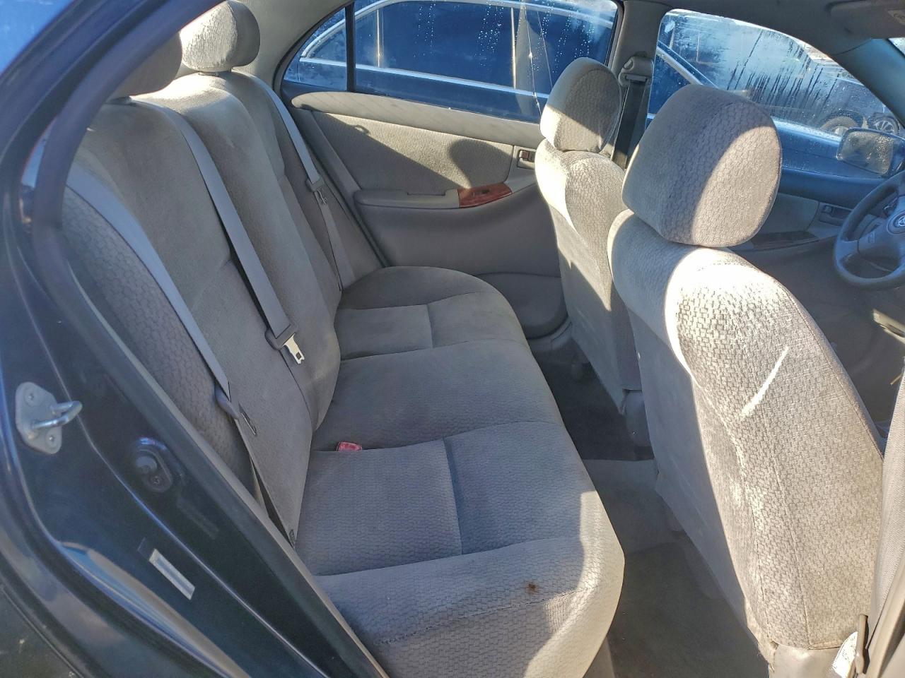 2004 TOYOTA COROLLA CE photo 10