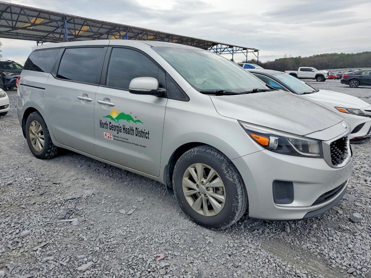 2017 KIA SEDONA L photo 4