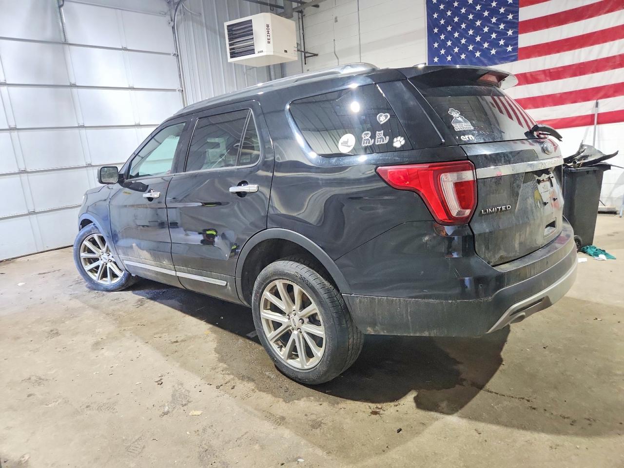 2017 FORD EXPLORER LIMITED photo 2