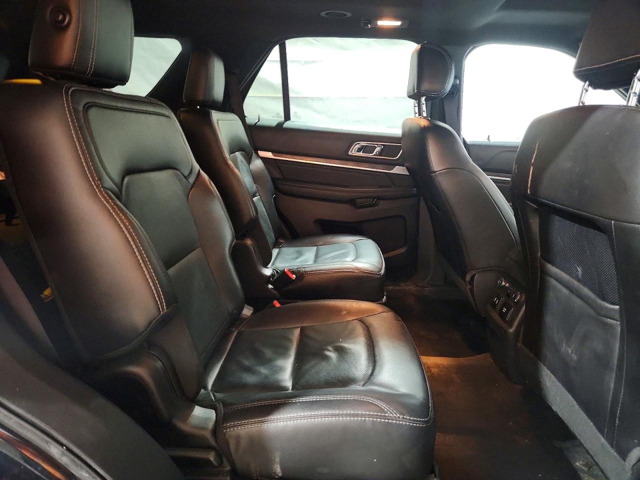 2017 FORD EXPLORER LIMITED photo 11