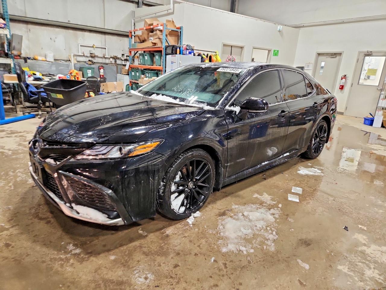 2024 TOYOTA CAMRY