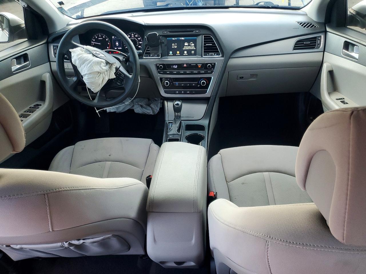 2016 HYUNDAI SONATA SE photo 8