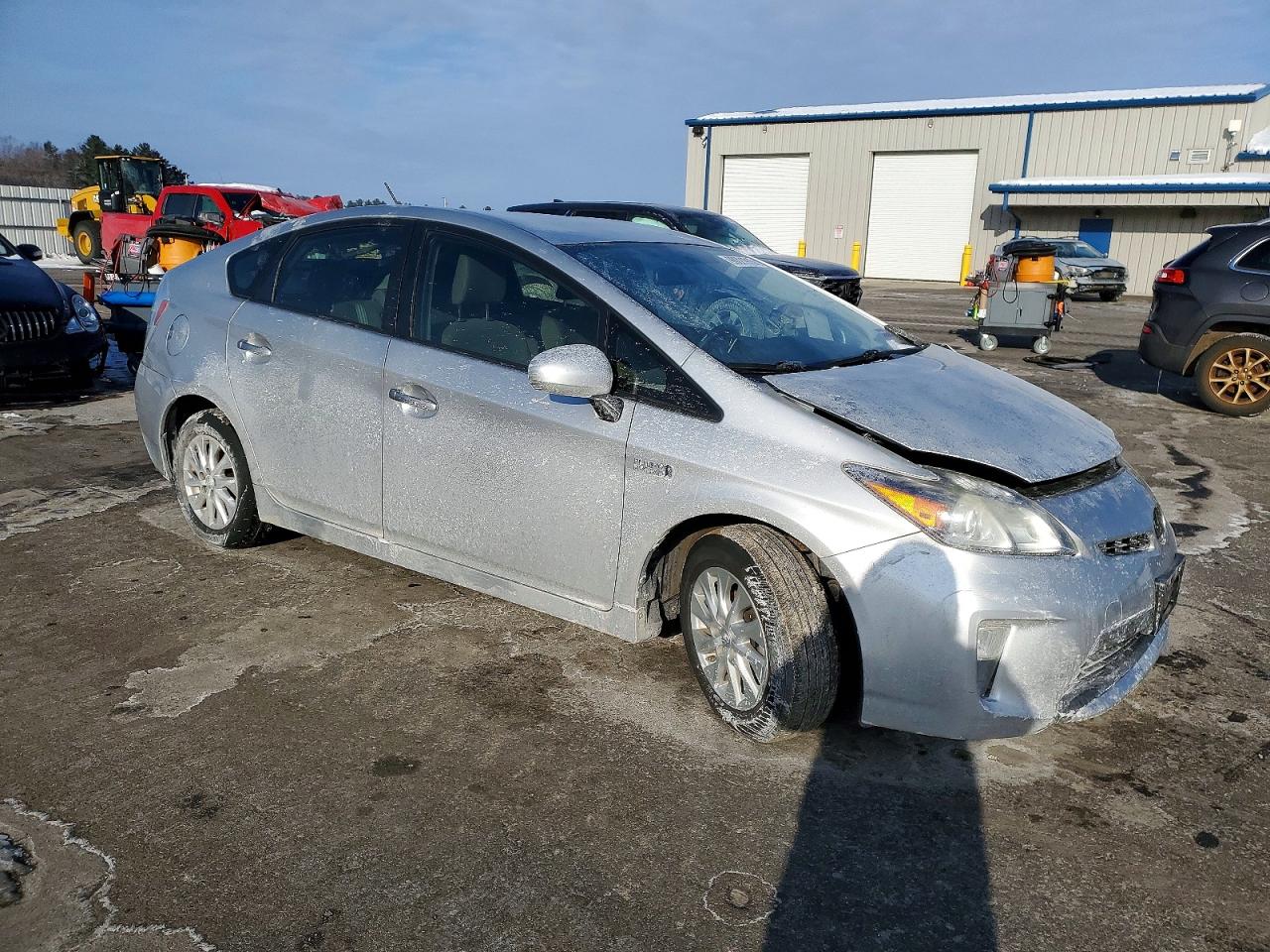 2014 TOYOTA PRIUS PLUG-IN photo 4