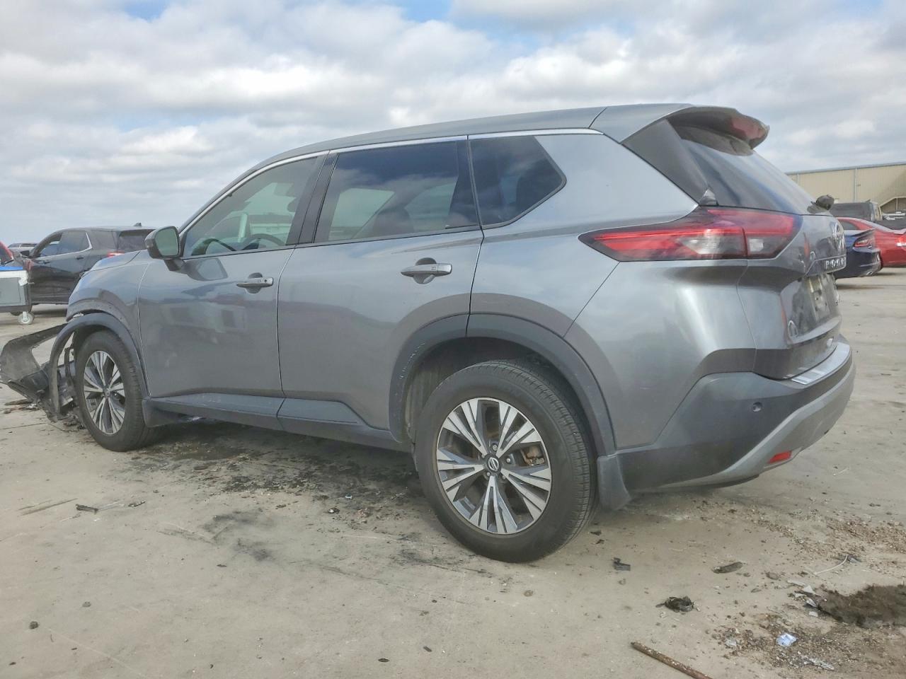 2021 NISSAN ROGUE SV photo 2