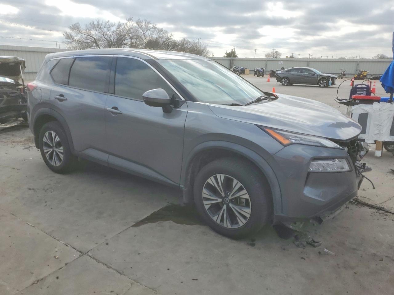 2021 NISSAN ROGUE SV photo 4