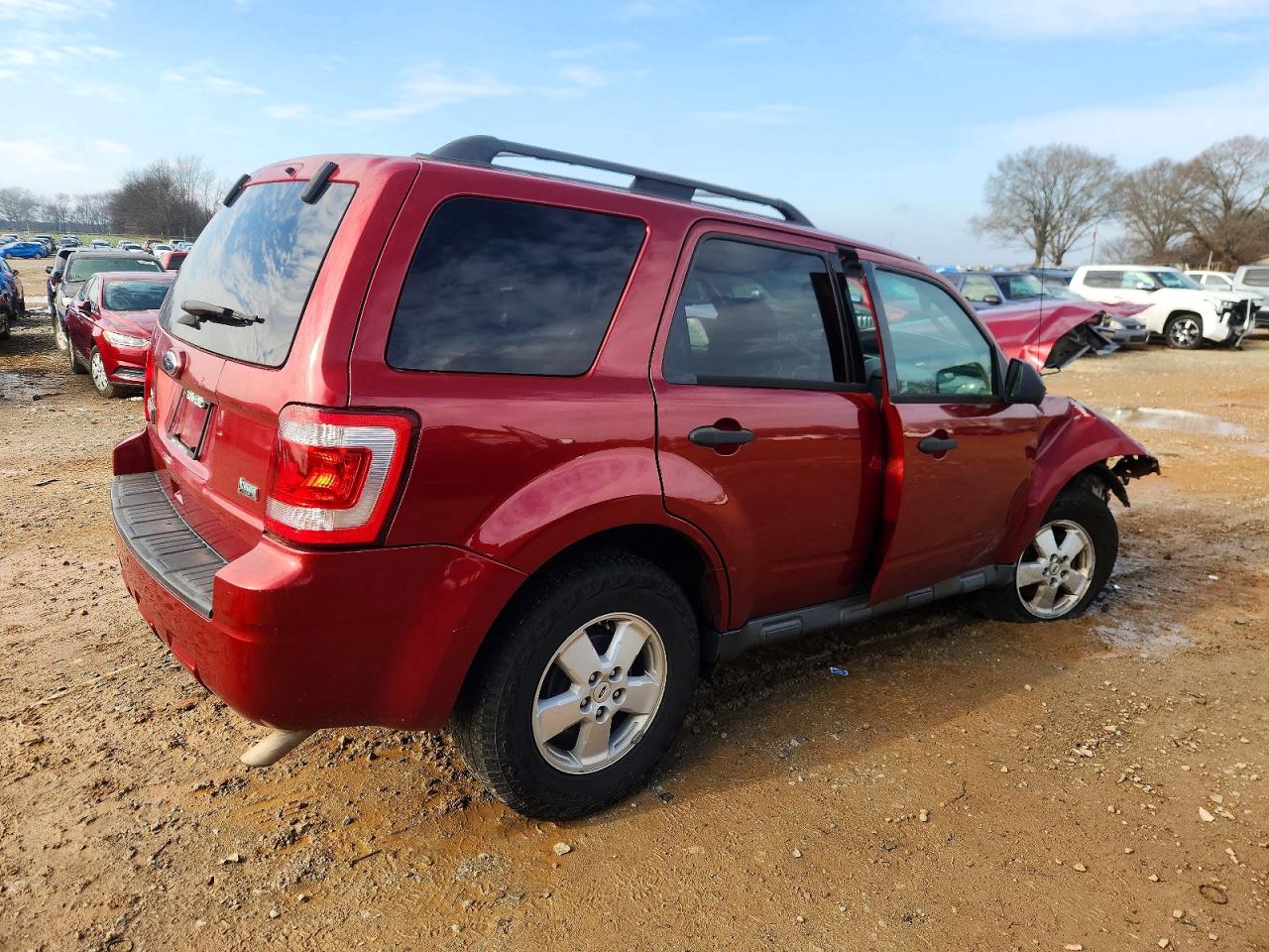 2012 FORD ESCAPE XLT photo 3