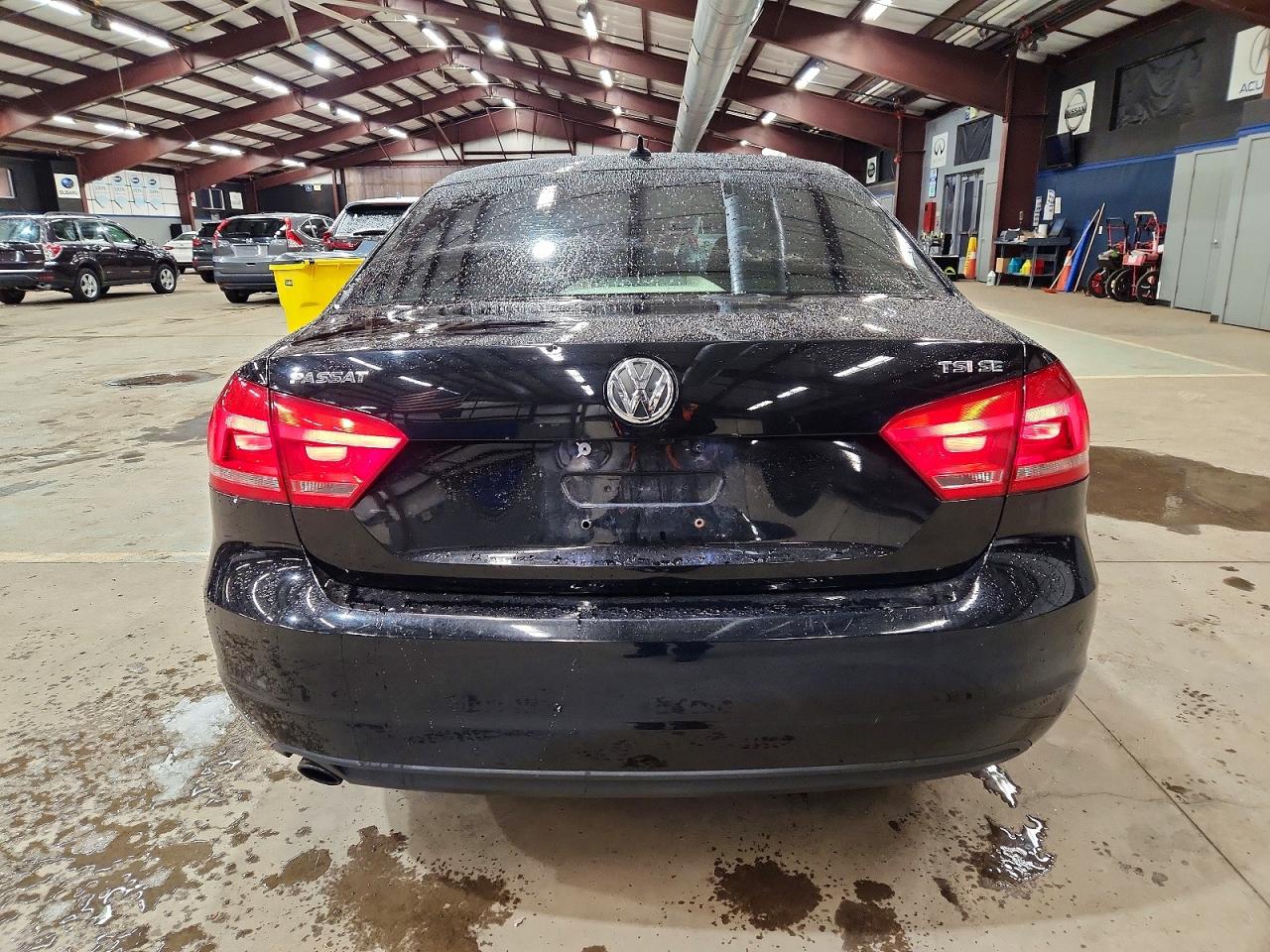 2015 VOLKSWAGEN PASSAT SE photo 6