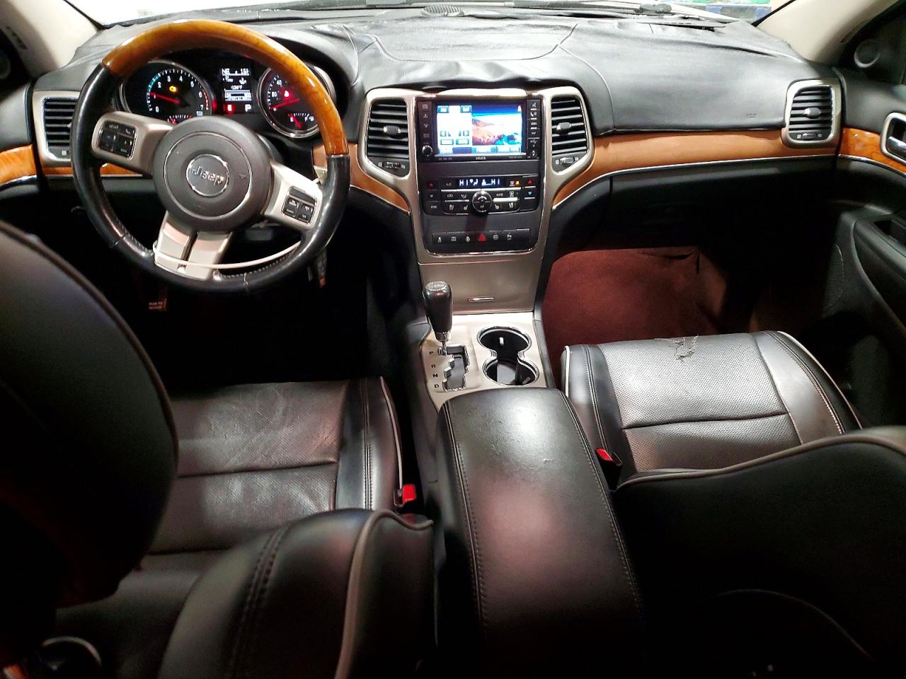 2011 JEEP GRAND CHEROKEE OVERLAND photo 8