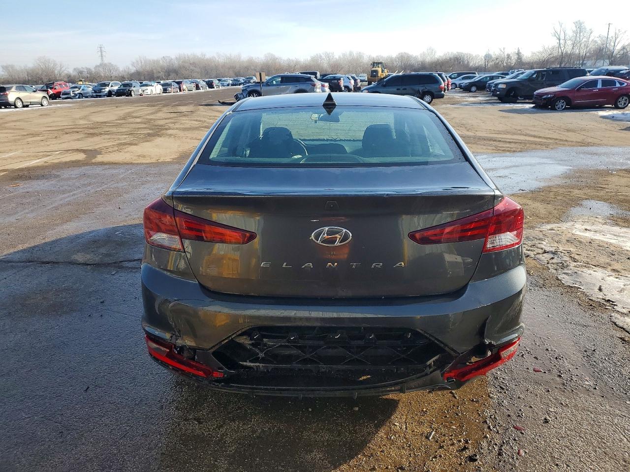 2020 HYUNDAI ELANTRA SEL photo 6