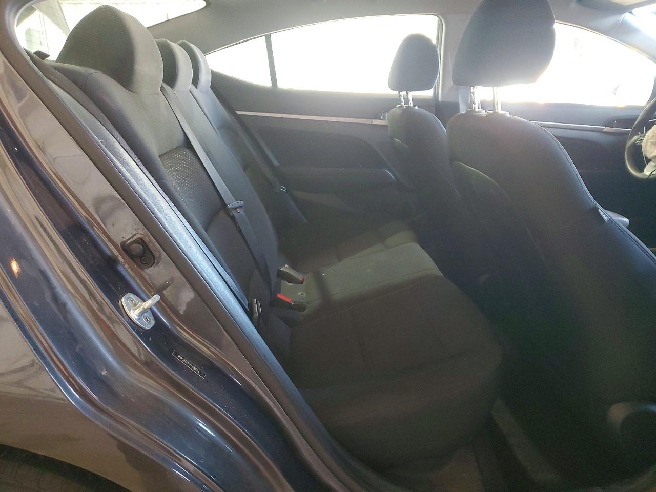2020 HYUNDAI ELANTRA SEL photo 10