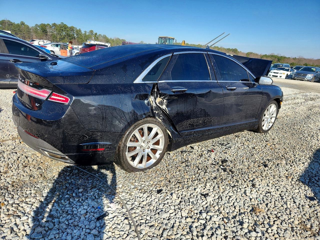 2015 LINCOLN MKZ photo 3