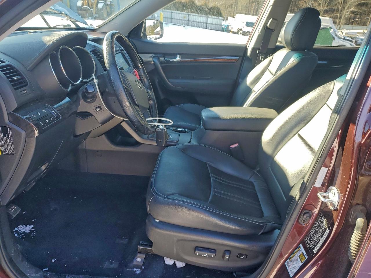 2013 KIA SORENTO SX photo 7