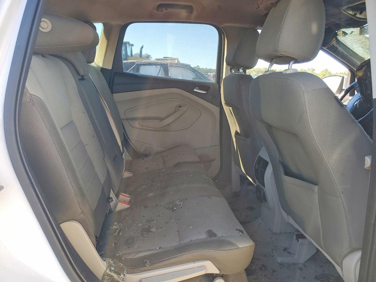 2016 FORD ESCAPE SE photo 10
