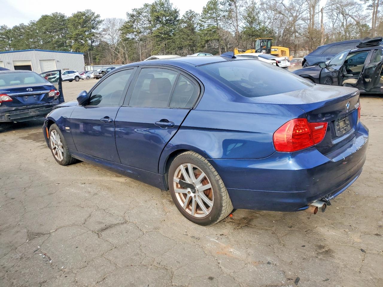 2011 BMW 328 XI SULEV photo 2