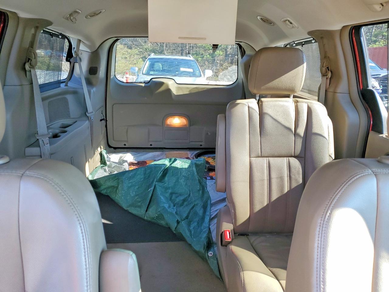 2013 CHRYSLER TOWN & COUNTRY TOURING photo 10