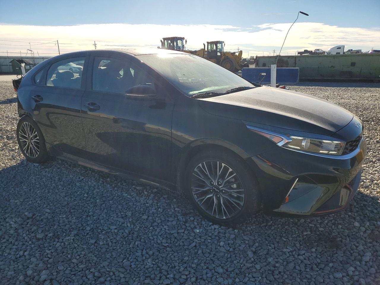 2024 KIA FORTE GT LINE photo 7