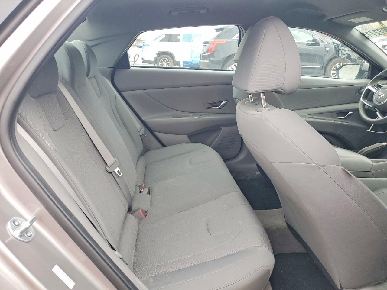 2023 HYUNDAI ELANTRA SE photo 10
