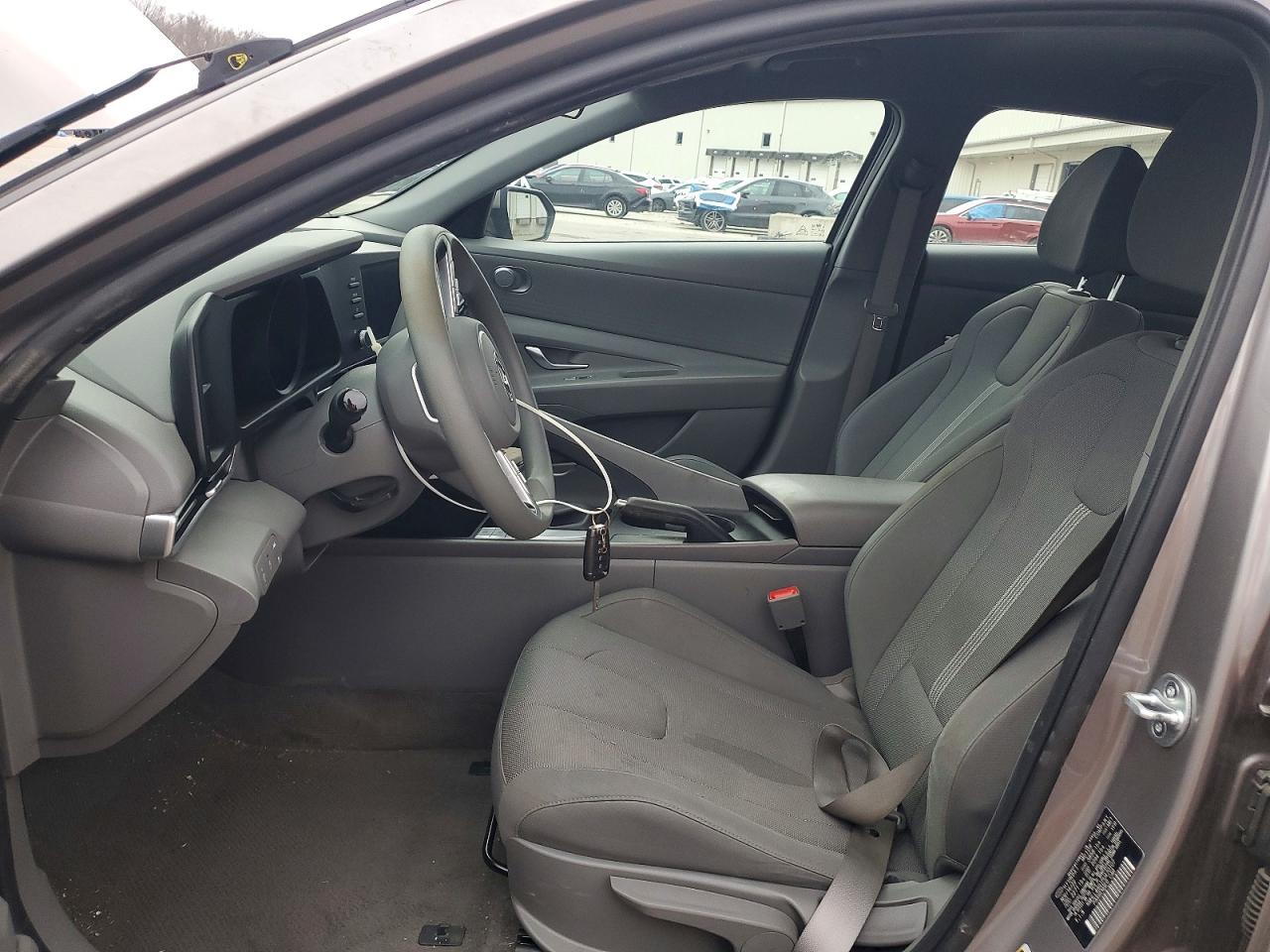2023 HYUNDAI ELANTRA SE photo 7