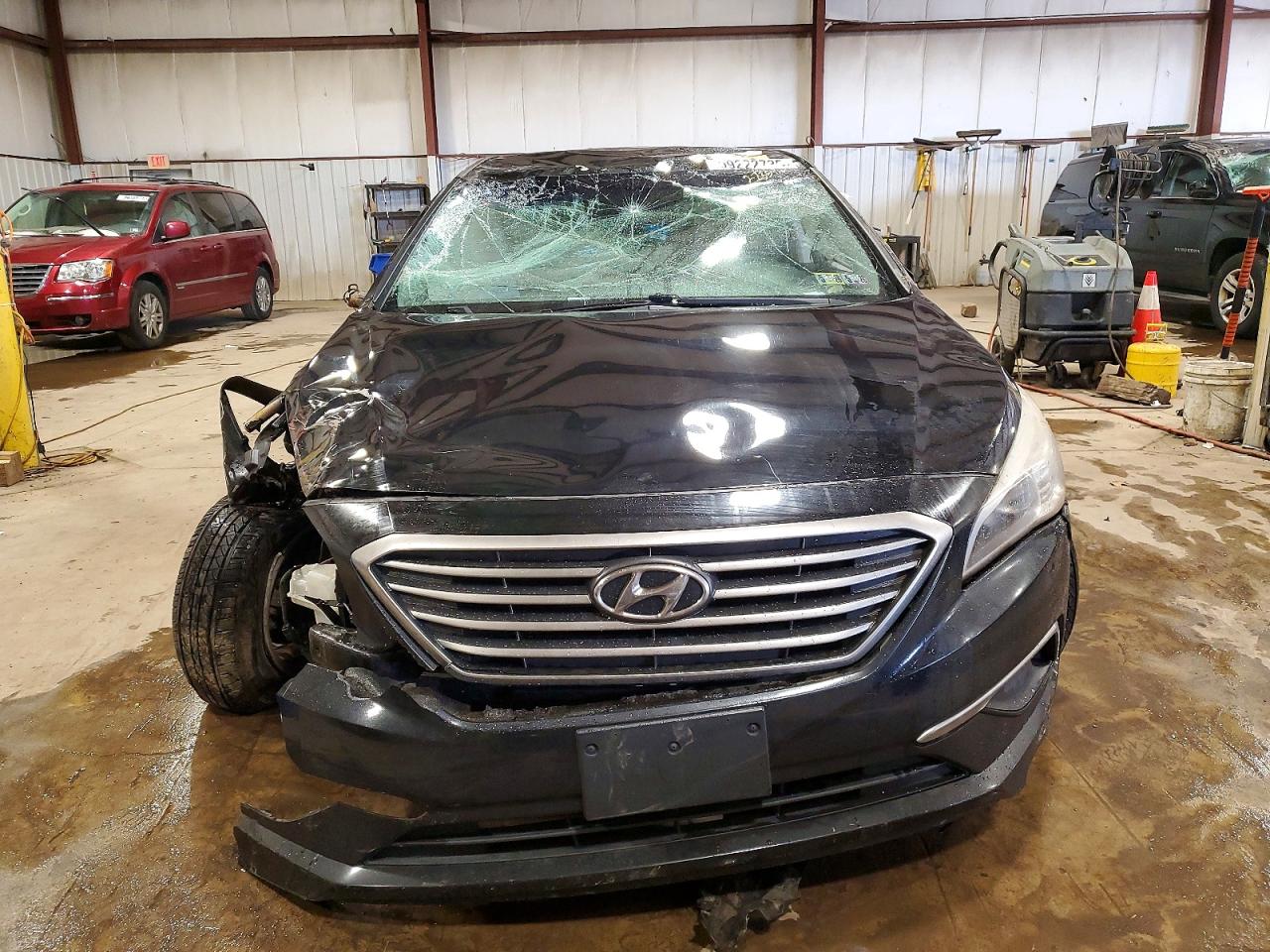 2016 HYUNDAI SONATA SE photo 5