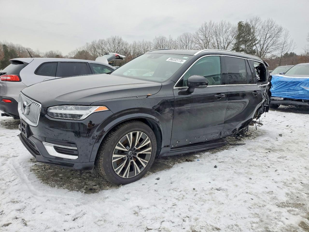 2021 VOLVO XC90