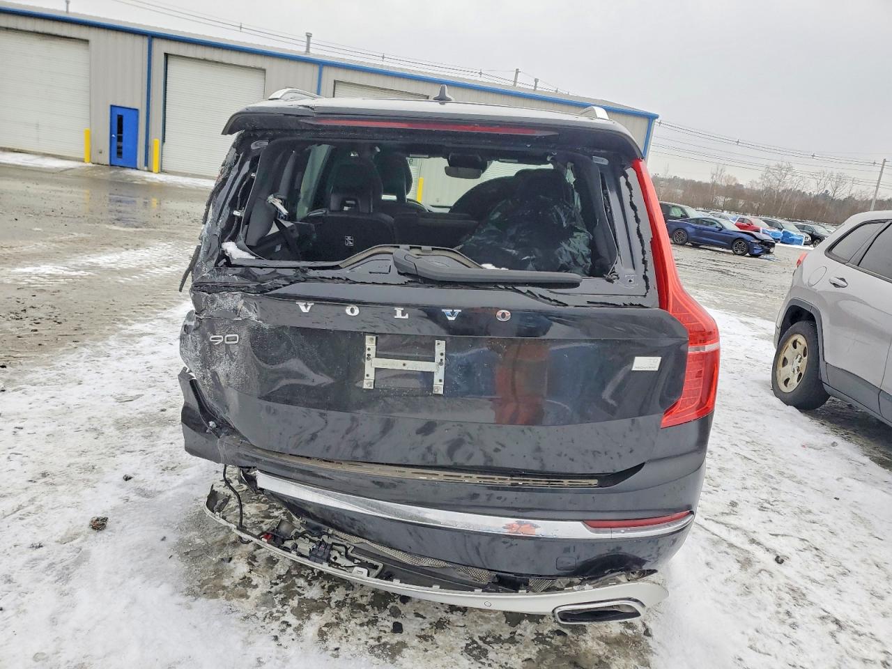 2021 VOLVO XC90 T8 RECHARGE INSCRIPTION EXPRESS photo 6