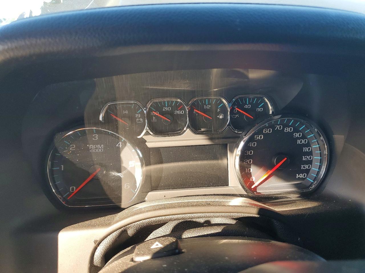 2018 CHEVROLET SUBURBAN K1500 LT photo 9