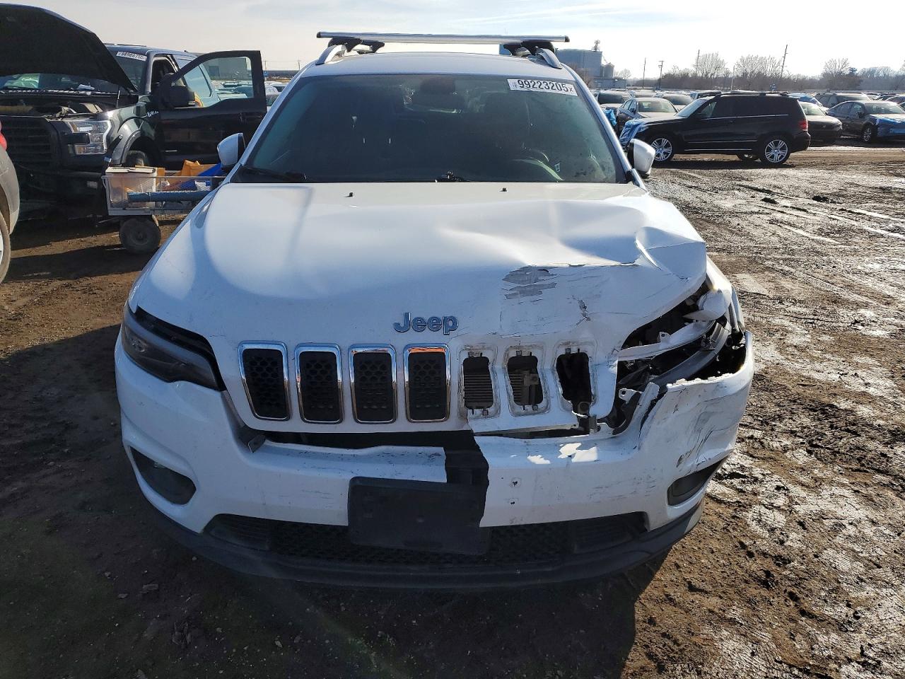 2019 JEEP CHEROKEE photo 5