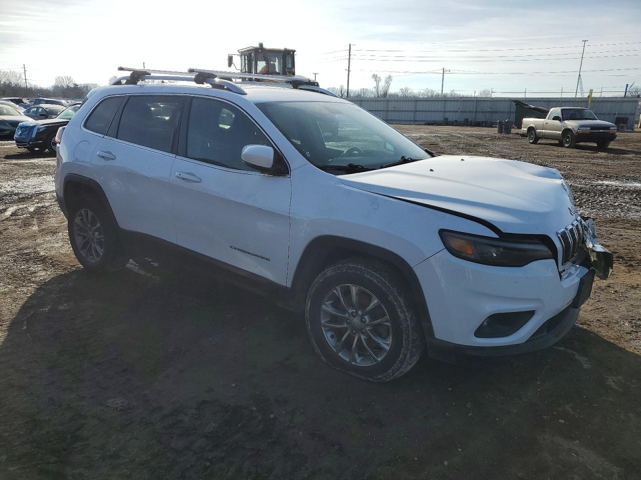 2019 JEEP CHEROKEE photo 4