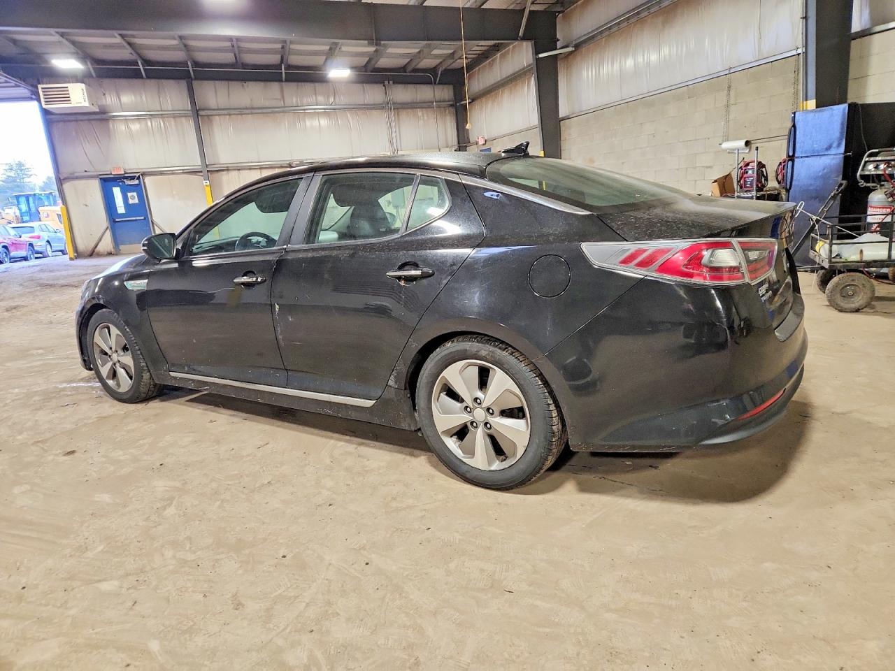 2016 KIA OPTIMA HYBRID photo 2