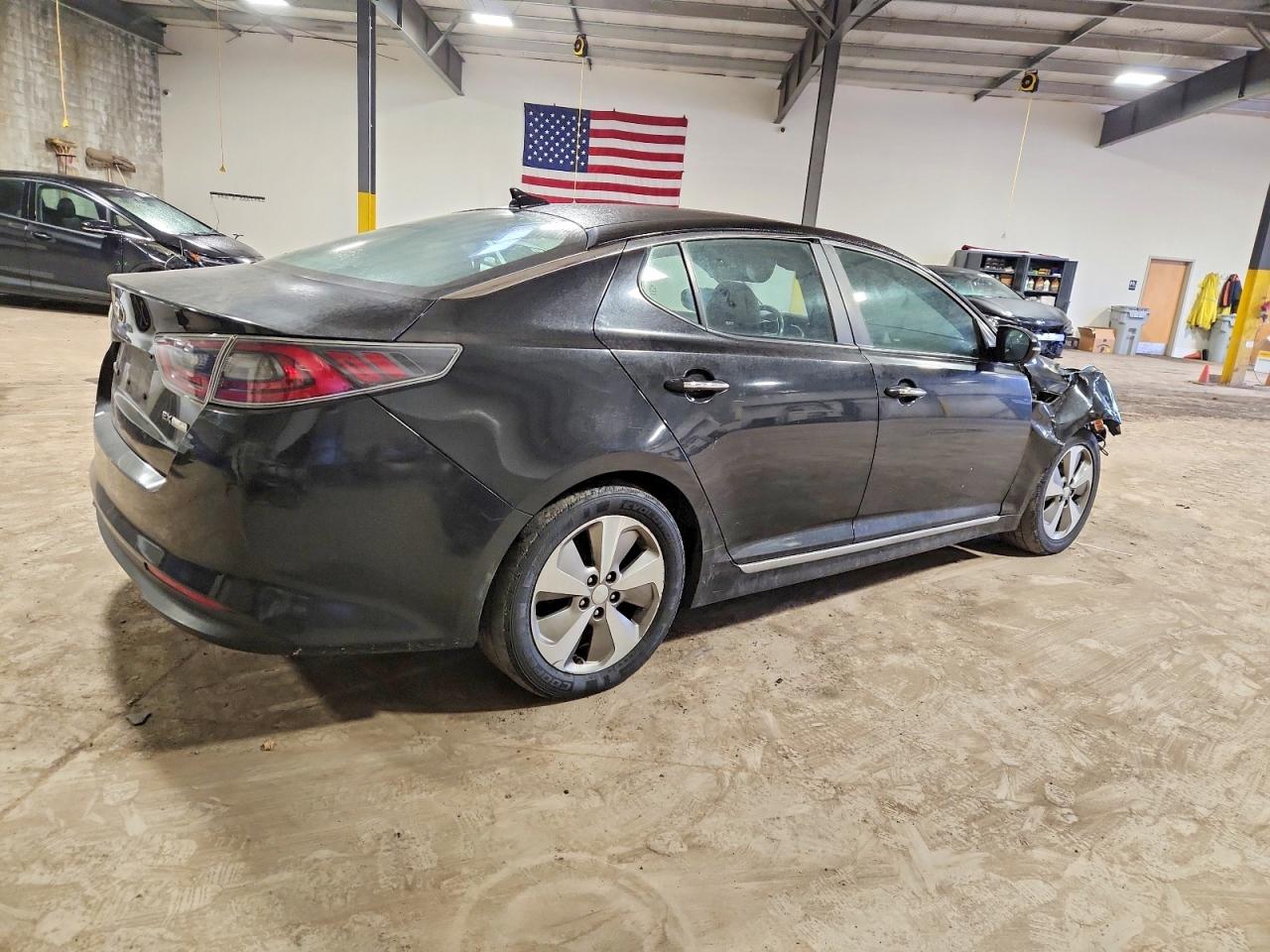 2016 KIA OPTIMA HYBRID photo 3