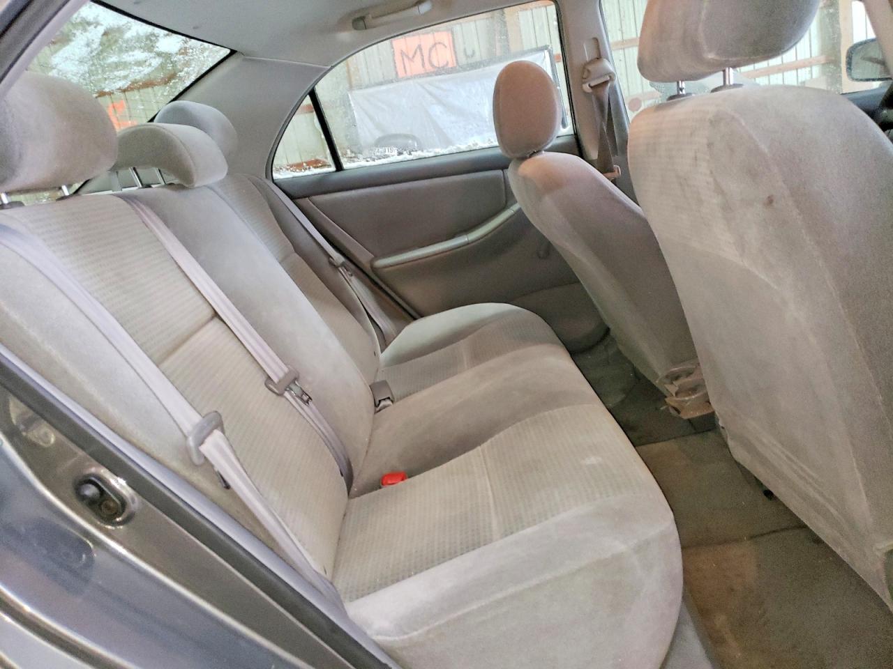 2005 TOYOTA COROLLA CE photo 10
