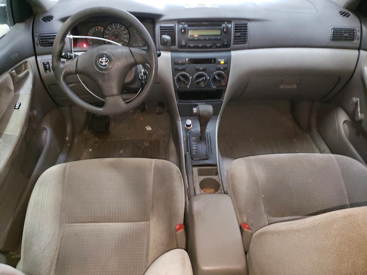 2005 TOYOTA COROLLA CE photo 8