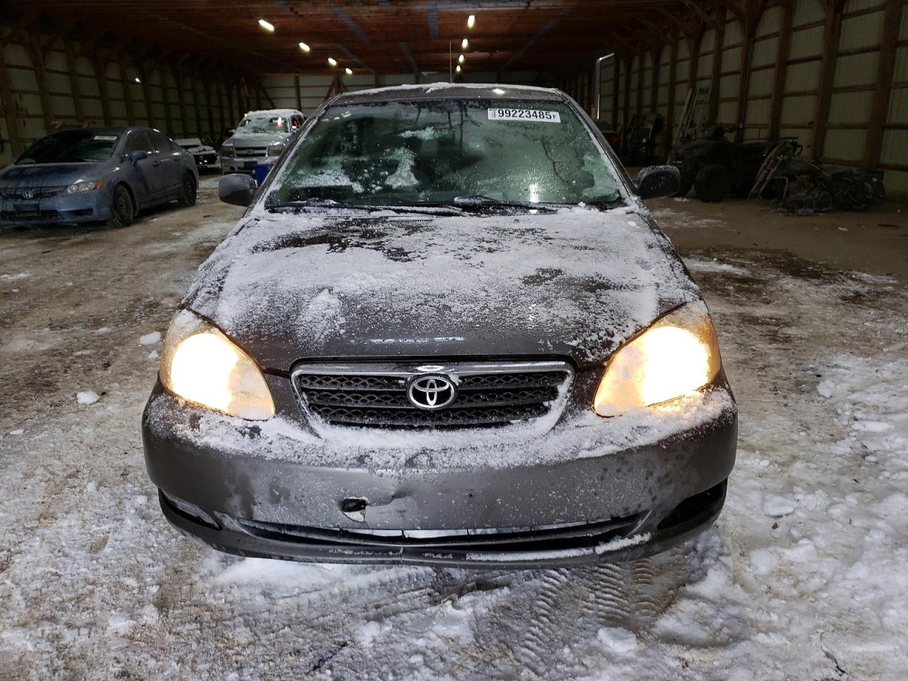 2005 TOYOTA COROLLA CE photo 5