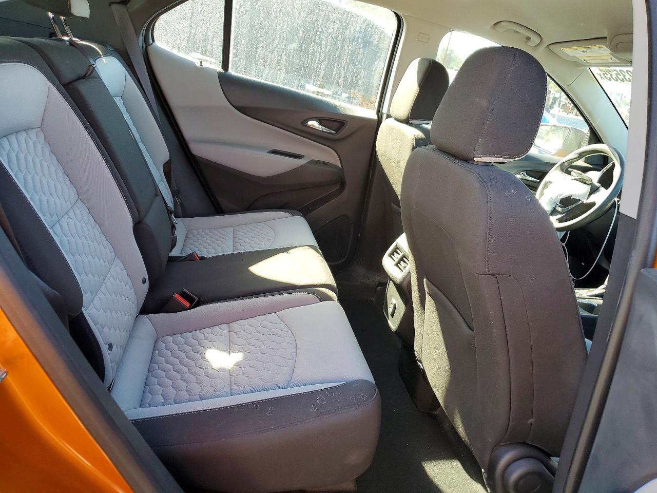 2019 CHEVROLET EQUINOX LS photo 11